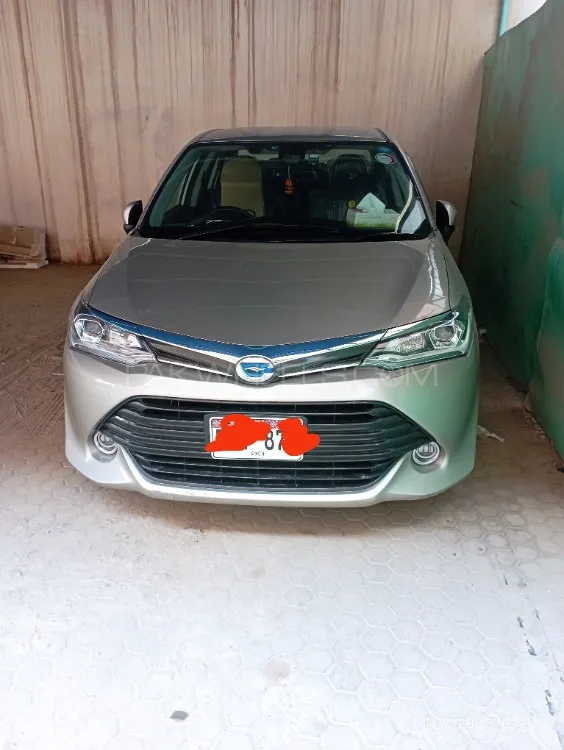 Toyota Corolla Axio 2018 for Sale in Karachi Image-1