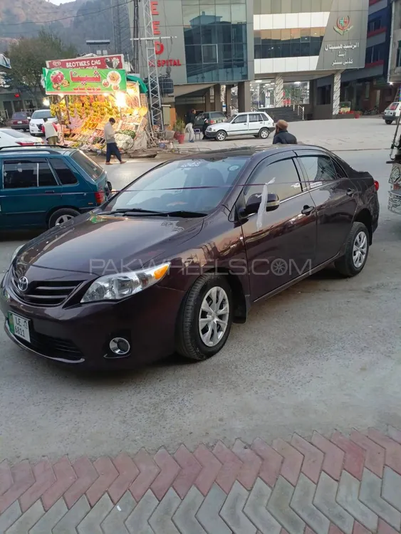 Toyota Corolla 2013 for Sale in Abbottabad Image-1