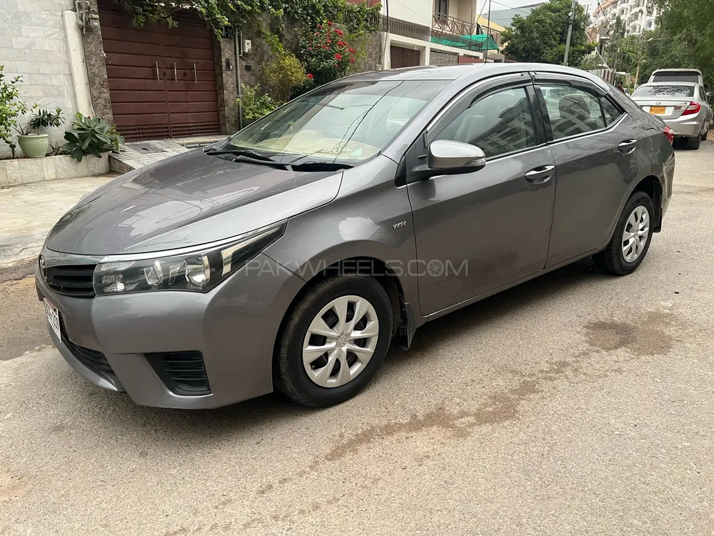 Toyota Corolla 2014 for Sale in Karachi Image-1