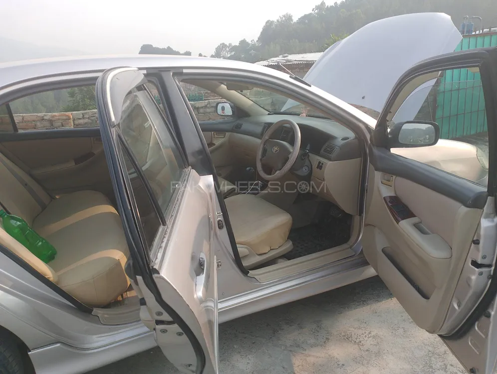 Toyota Corolla 2004 for Sale in Abbottabad Image-1