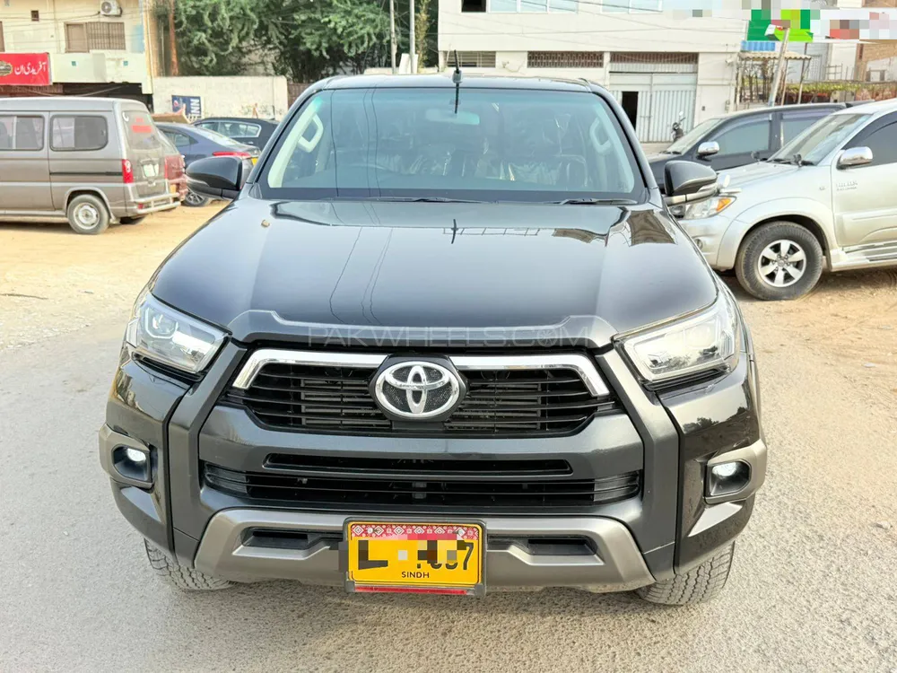 Toyota Hilux 2023 for Sale in Karachi Image-1