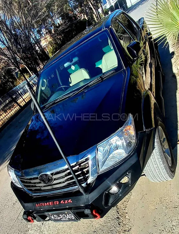 Toyota Hilux 2013 for Sale in Quetta Image-1
