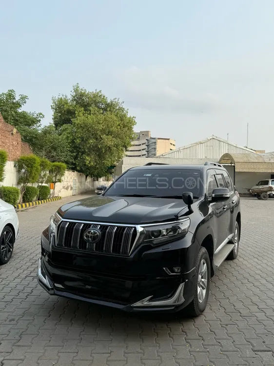 Toyota Prado 2019 for Sale in Lahore Image-1