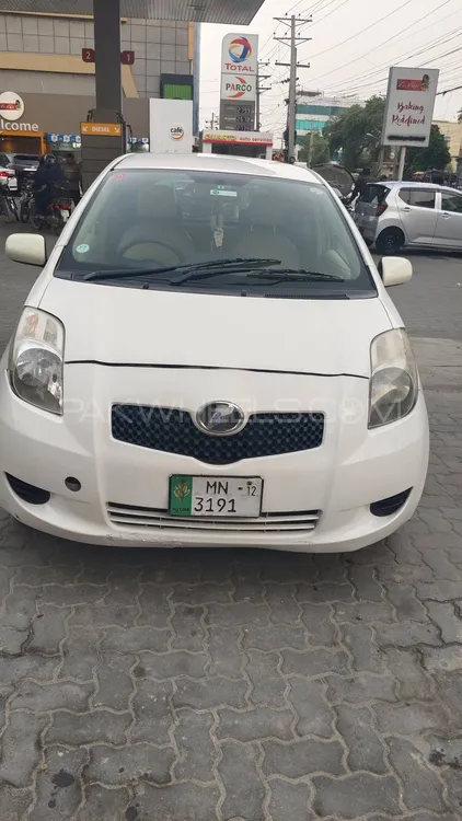 Toyota Vitz 2006 for Sale in Multan Image-1