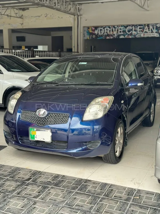 Toyota Vitz 2007 for Sale in Islamabad Image-1