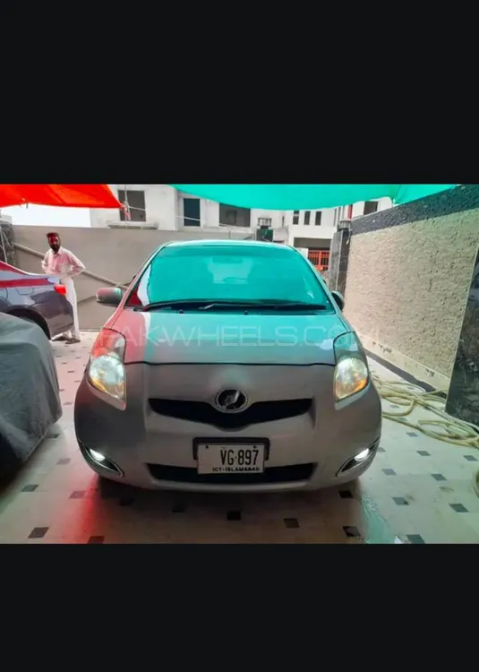 Toyota Vitz 2007 for Sale in Islamabad Image-1
