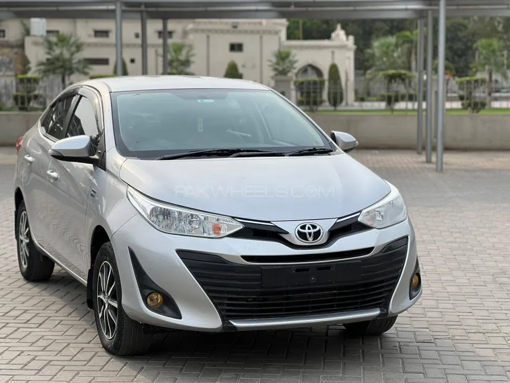 Toyota Yaris Sedan 2021 for Sale in Faisalabad Image-1