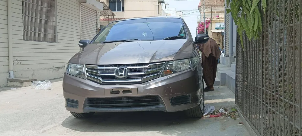 Honda City 2015 for Sale in Haroonabad Image-1