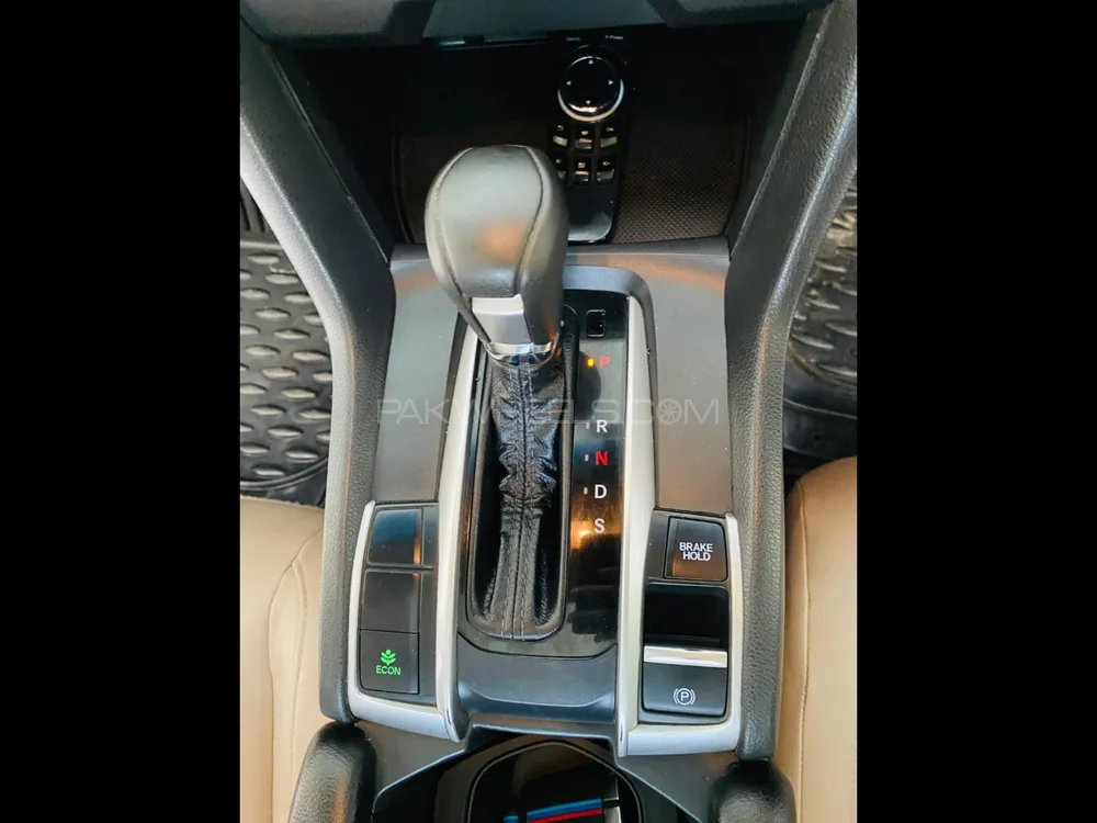 Honda Civic 2016 for Sale in Rahim Yar Khan Image-1