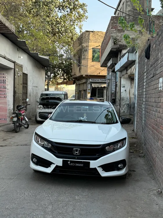 Honda Civic 2017 for Sale in Lahore Image-1