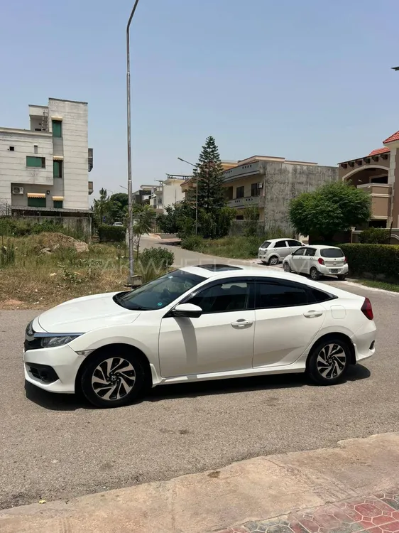 Honda Civic 2018 for Sale in Islamabad Image-1