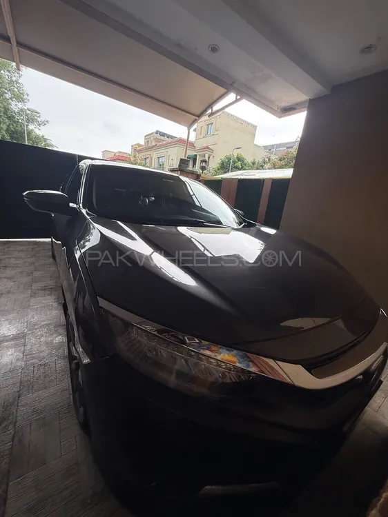 Honda Civic 2020 for Sale in Lahore Image-1