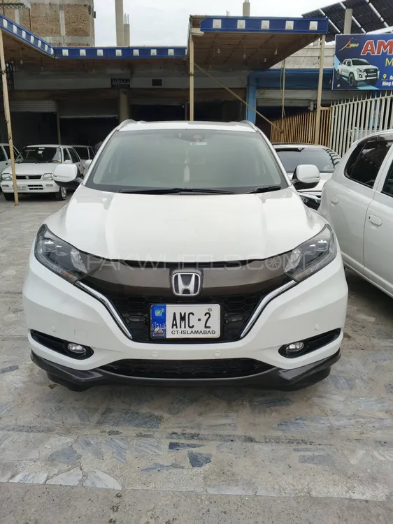Honda Vezel 2015 for Sale in Peshawar Image-1