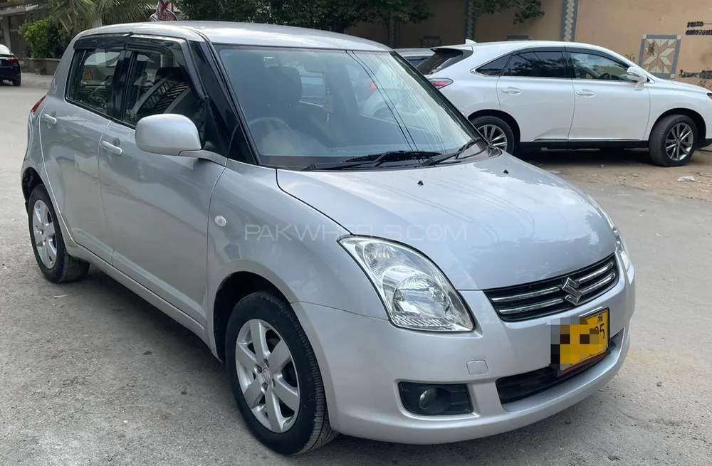 Suzuki Swift 2018 for Sale in Karachi Image-1