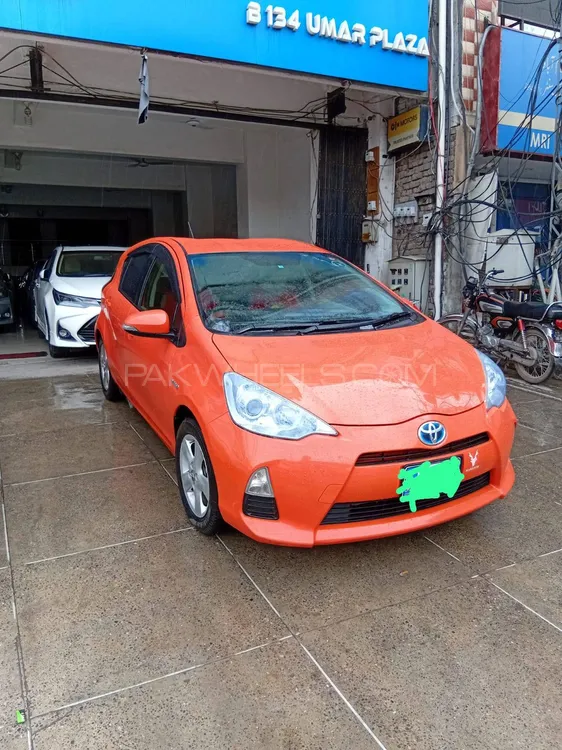 Toyota Aqua 2013 for Sale in Islamabad Image-1