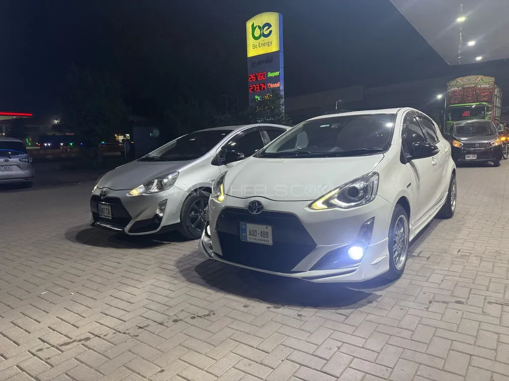 Toyota Aqua 2016 for Sale in Islamabad Image-1