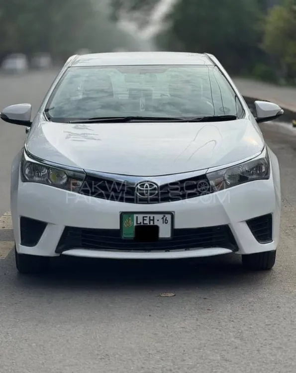 Toyota Corolla 2016 for Sale in Gujrat Image-1