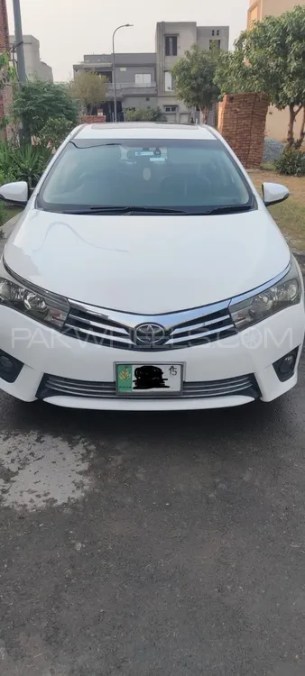 Toyota Corolla 2015 for Sale in Lahore Image-1