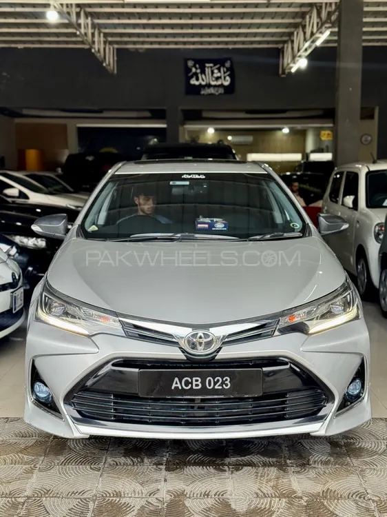 Toyota Corolla 2021 for Sale in Peshawar Image-1