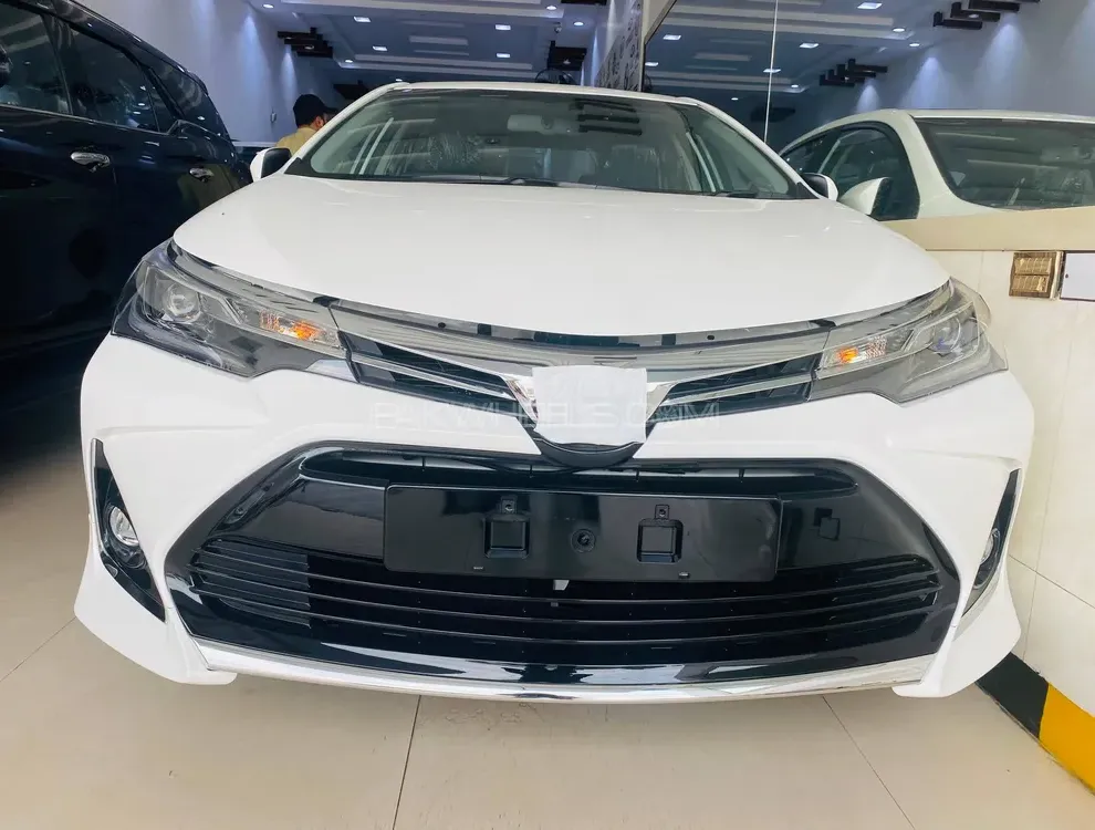 Toyota Corolla 2025 for Sale in Lahore Image-1
