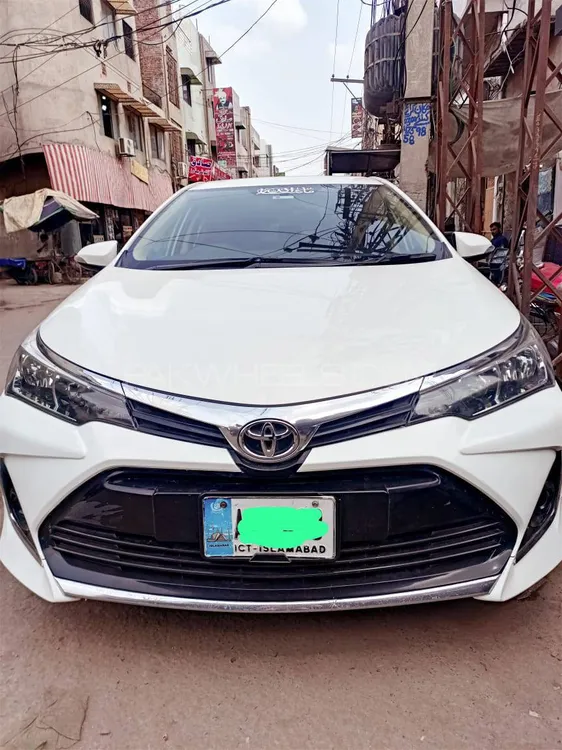 Toyota Corolla 2021 for Sale in Faisalabad Image-1