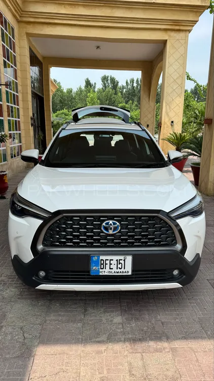 Toyota Corolla Cross 2025 for Sale in Islamabad Image-1