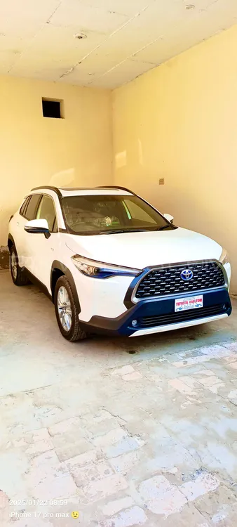 Toyota Corolla Cross 2024 for Sale in Multan Image-1