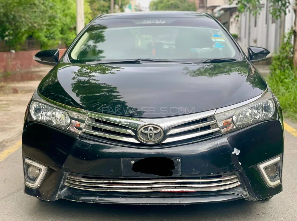 Toyota Corolla 2015 for Sale in Faisalabad Image-1