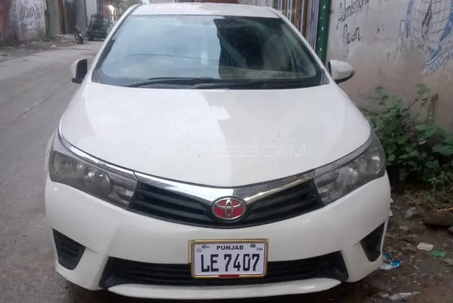 Toyota Corolla 2015 for Sale in Islamabad Image-1