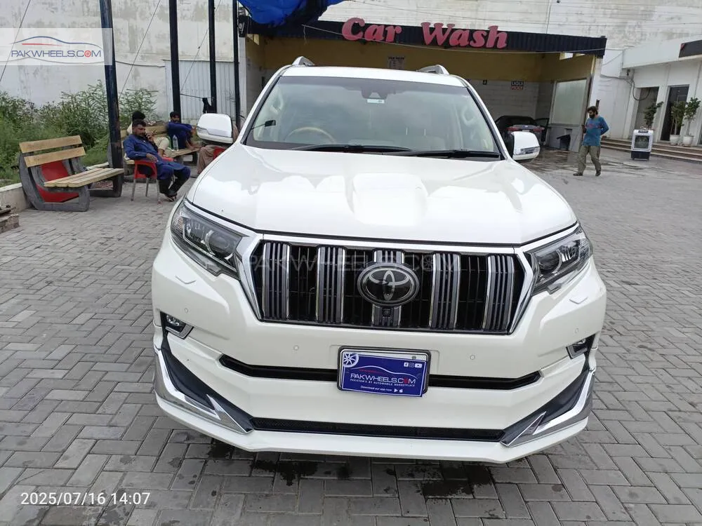 Toyota Prado 2017 for Sale in Gujranwala Image-1