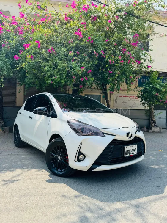 Toyota Vitz 2019 for Sale in Sialkot Image-1