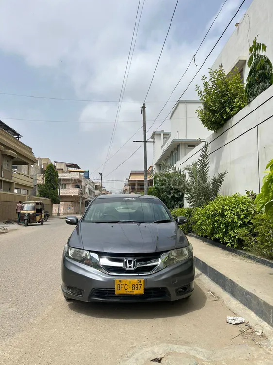 Honda City 2016 for Sale in Karachi Image-1