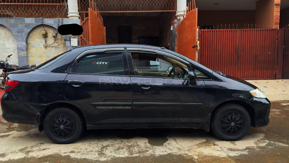 Honda City 2005 for Sale in Lahore Image-1