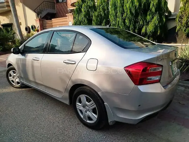 Honda City 2015 for Sale in Lahore Image-1
