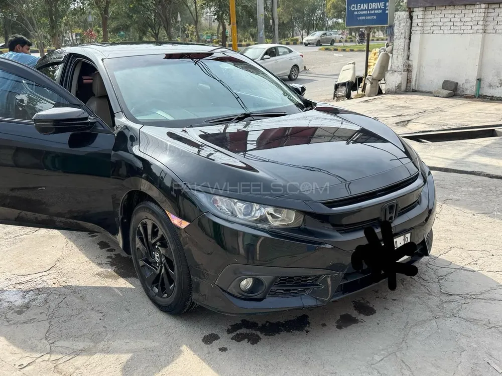 Honda Civic 2017 for Sale in Lahore Image-1