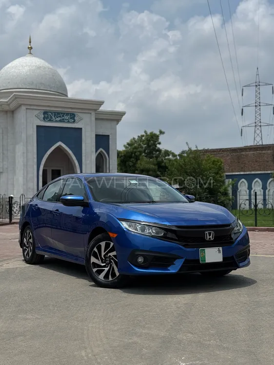 Honda Civic 2018 for Sale in Faisalabad Image-1