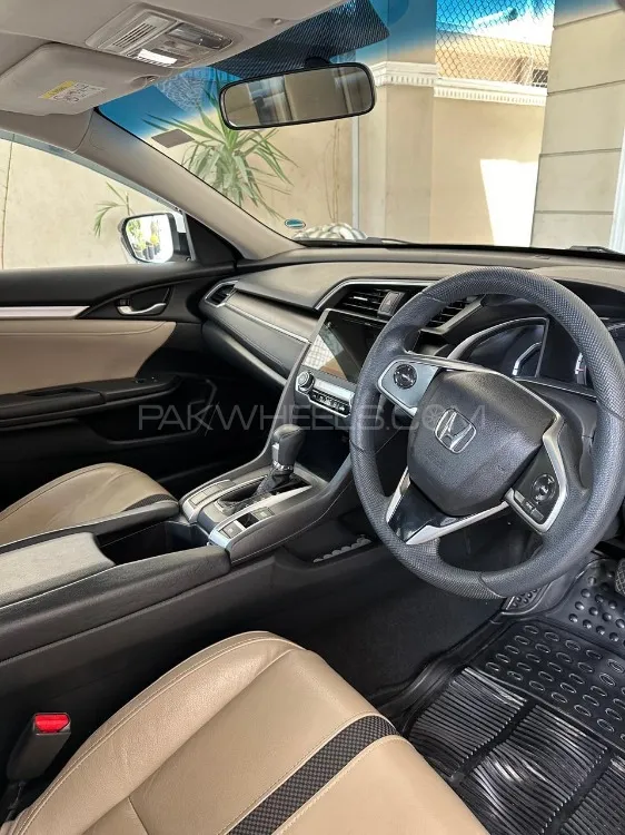 Honda Civic 2021 for Sale in Lahore Image-1