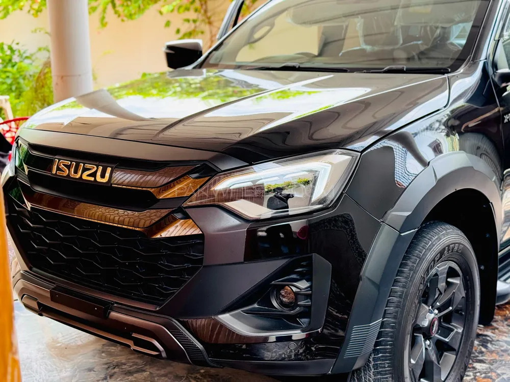 Isuzu D-Max 2025 for Sale in Multan Image-1