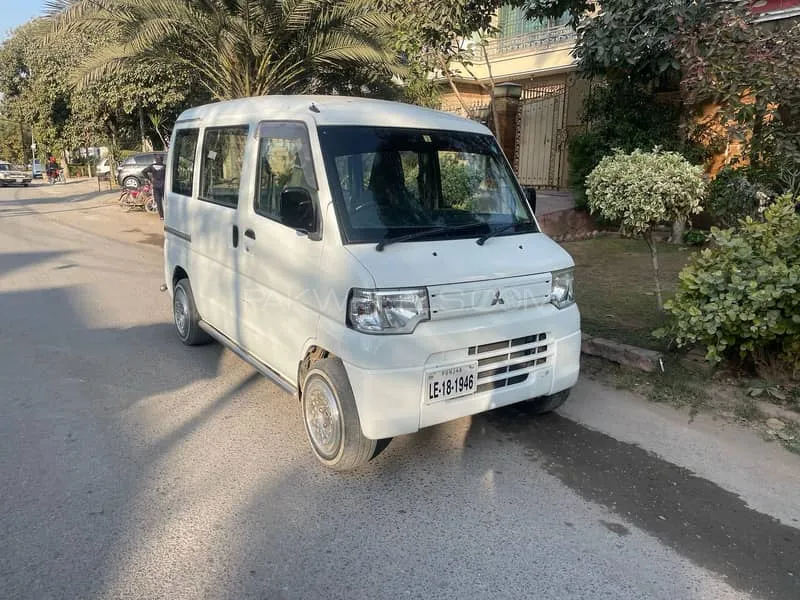Mitsubishi Minicab 2012 for Sale in Rawalpindi Image-1
