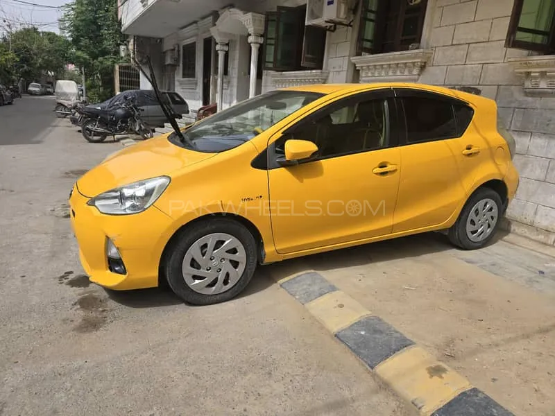Toyota Aqua 2014 for Sale in Karachi Image-1