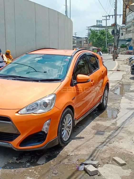 ٹویوٹا اکوا 2015 for Sale in لاہور ٹویوٹا اکوا 2015 for Sale in لاہور Image-2