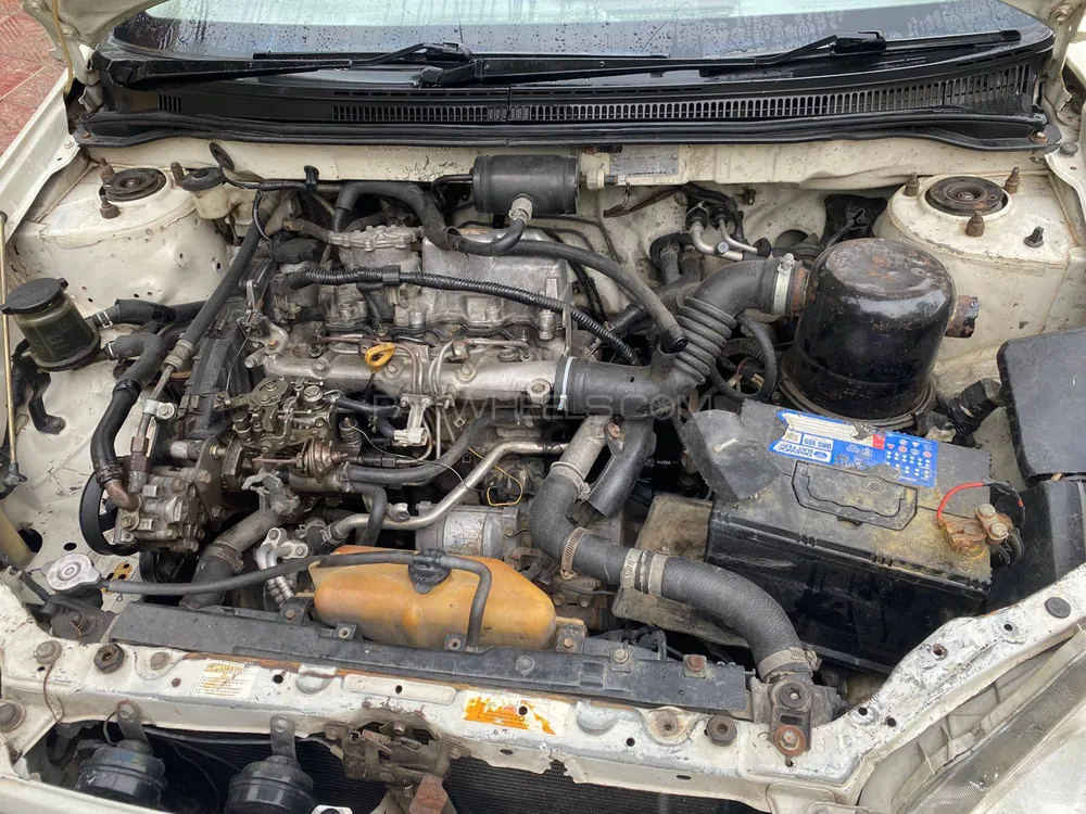 Toyota Corolla 2004 for Sale in Rawalpindi Image-1