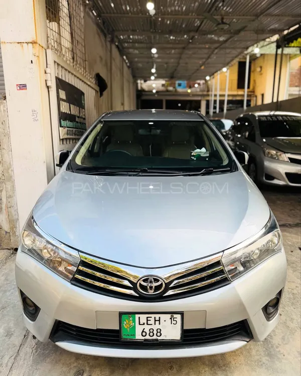 Toyota Corolla 2015 for Sale in Lahore Image-1