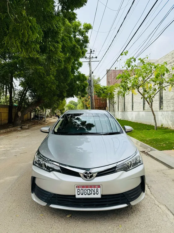 Toyota Corolla 2018 for Sale in Karachi Image-1