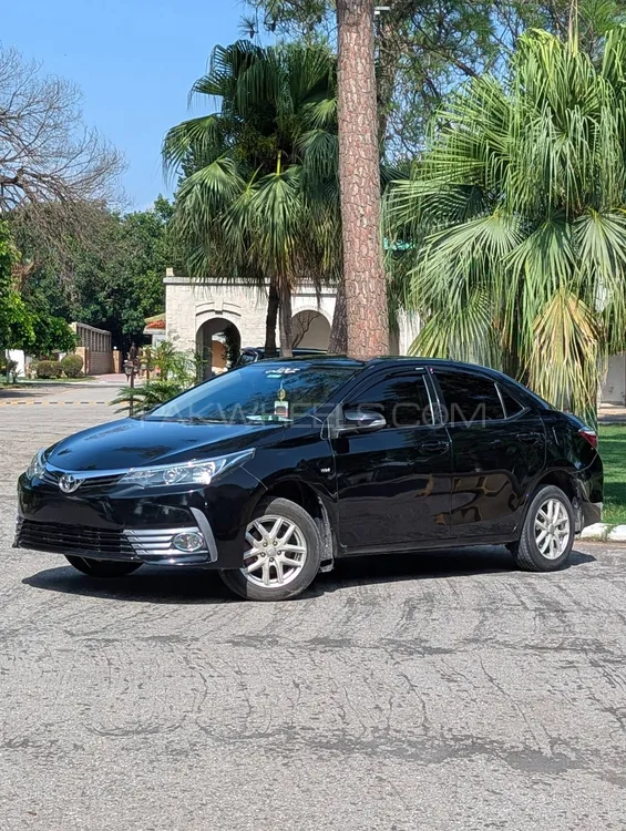 Toyota Corolla 2015 for Sale in Islamabad Image-1