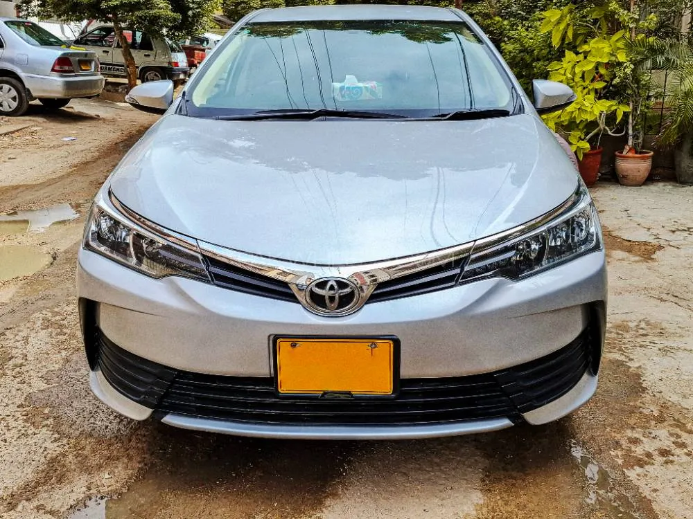 Toyota Corolla 2017 for Sale in Karachi Image-1
