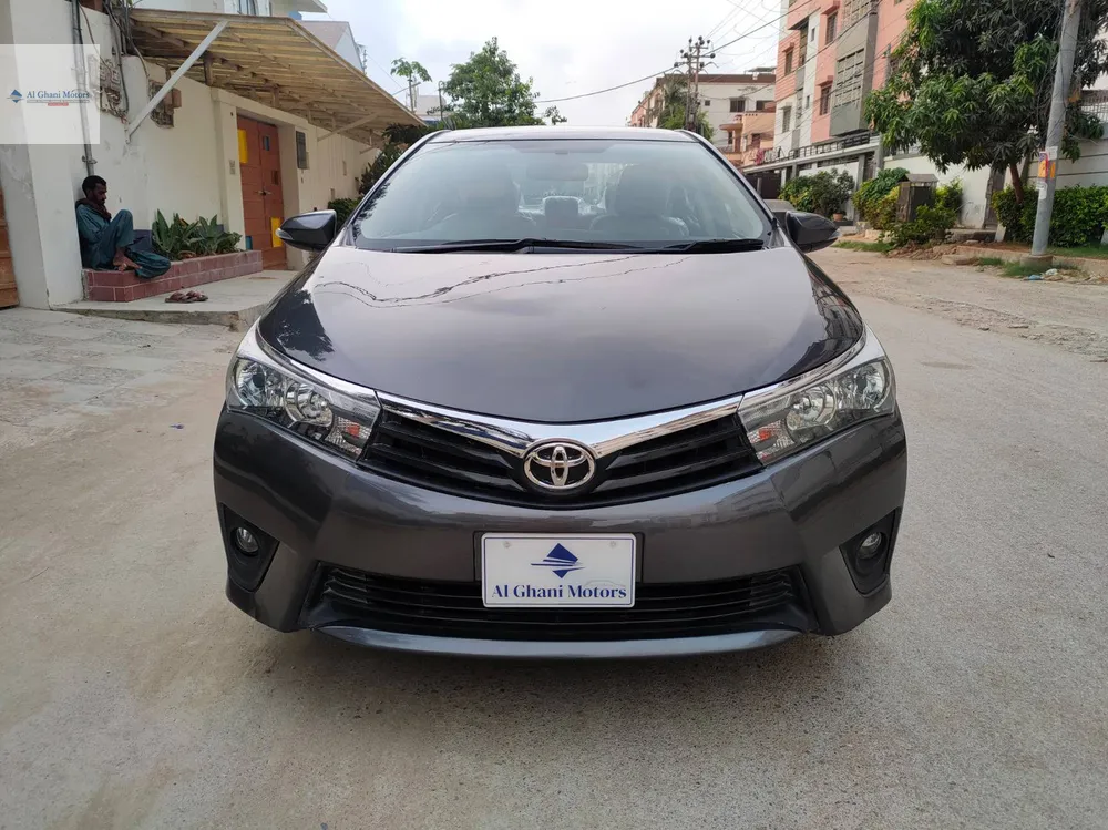 Toyota Corolla 2017 for Sale in Karachi Image-1