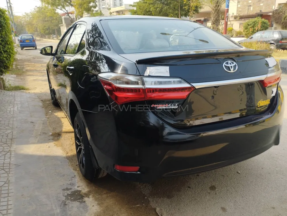 Toyota Corolla 2019 for Sale in Karachi Image-1