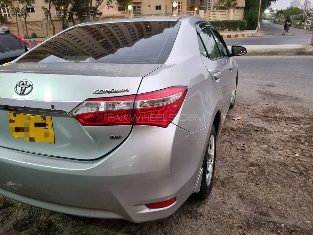 Toyota Corolla 2020 for Sale in Karachi Image-1