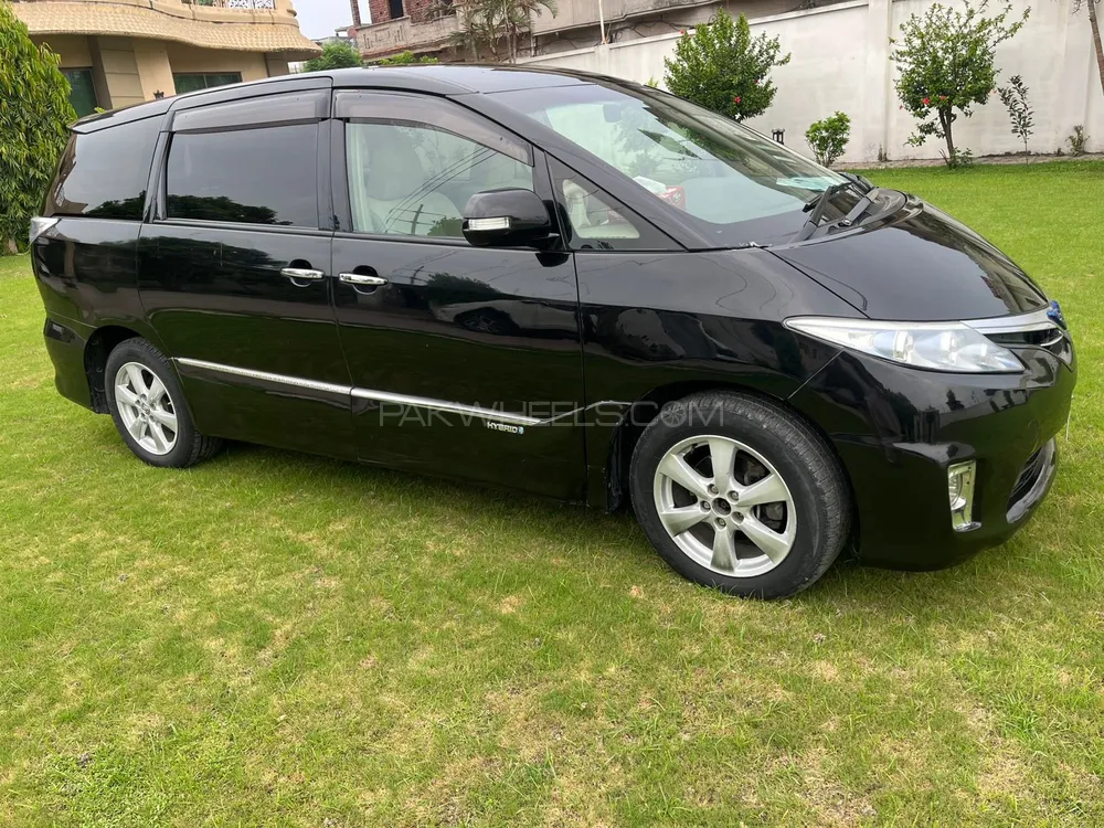 Toyota Estima 2010 for Sale in Gujranwala Image-1